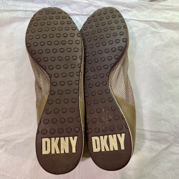 DKNY Taupe Mesh Slip on Flat - Picture 3 of 4